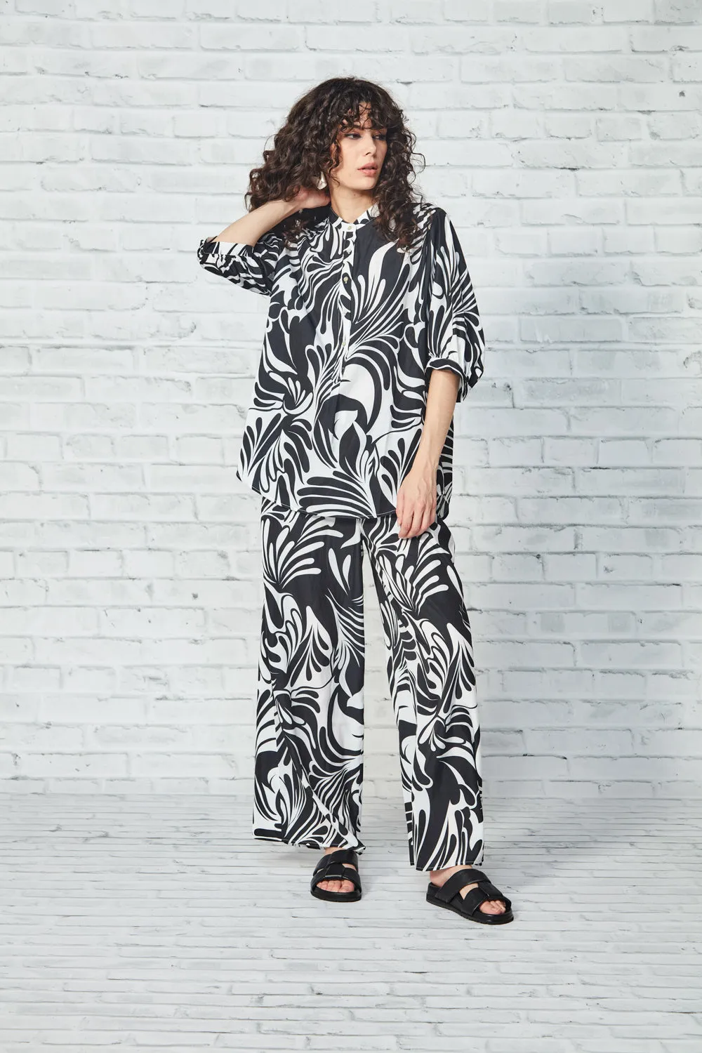 Glide - Rotate Shirt - Black Print