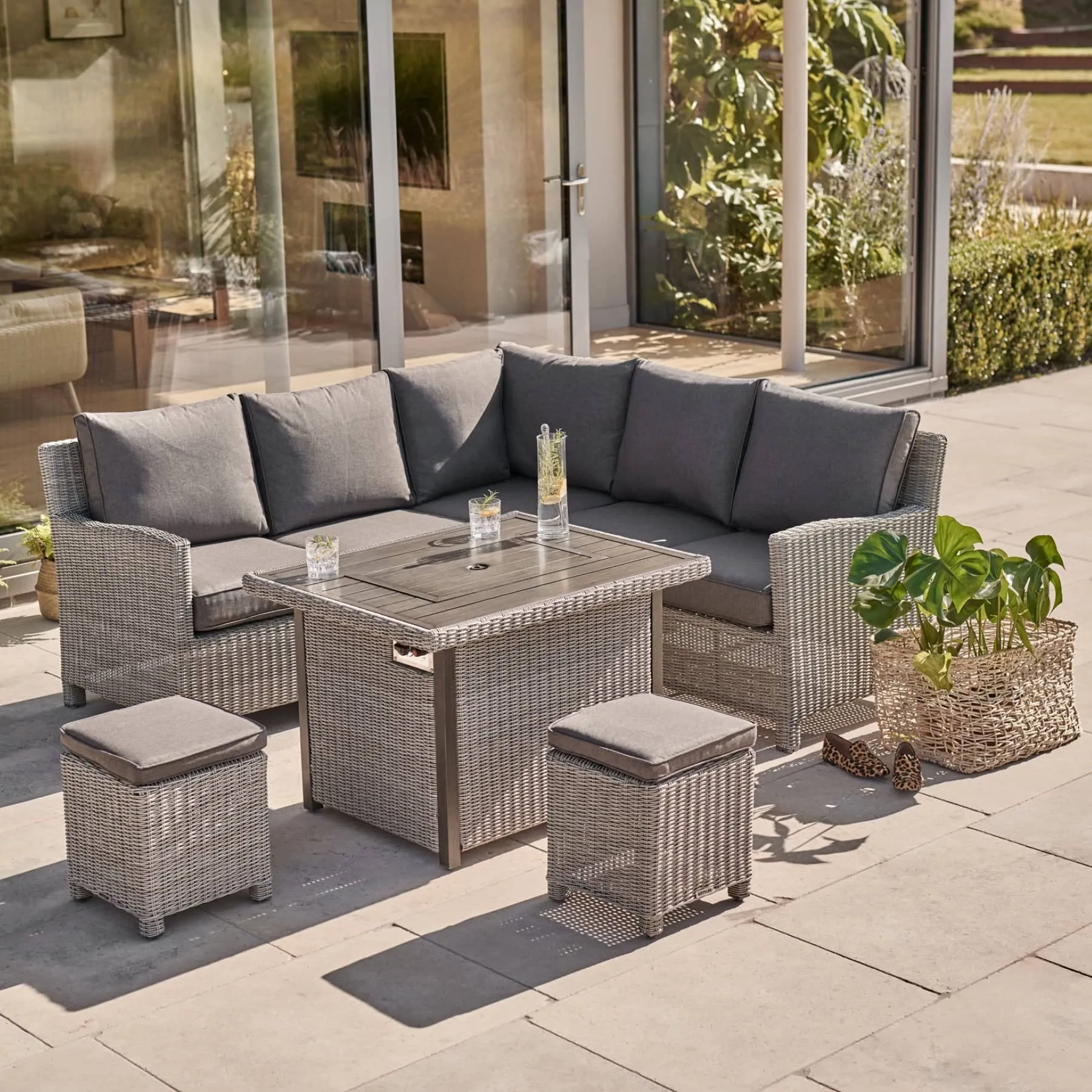 Kettler Palma Mini Corner Set with Firepit Table